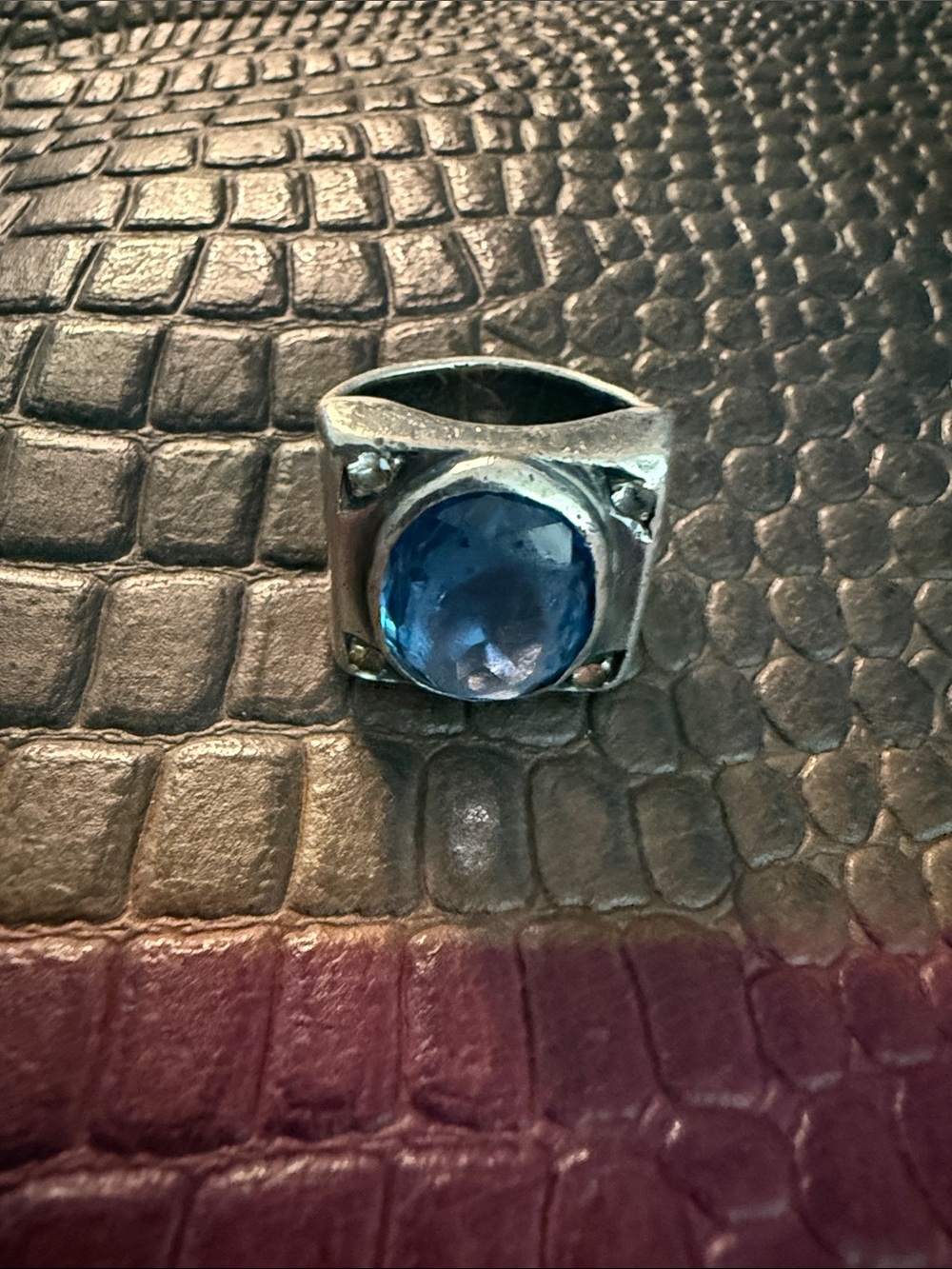 925 Sterling Silver Blue z& White Topaz Boxy Ring 21.4g Size 9